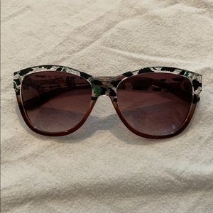 Steve Madden sunglasses